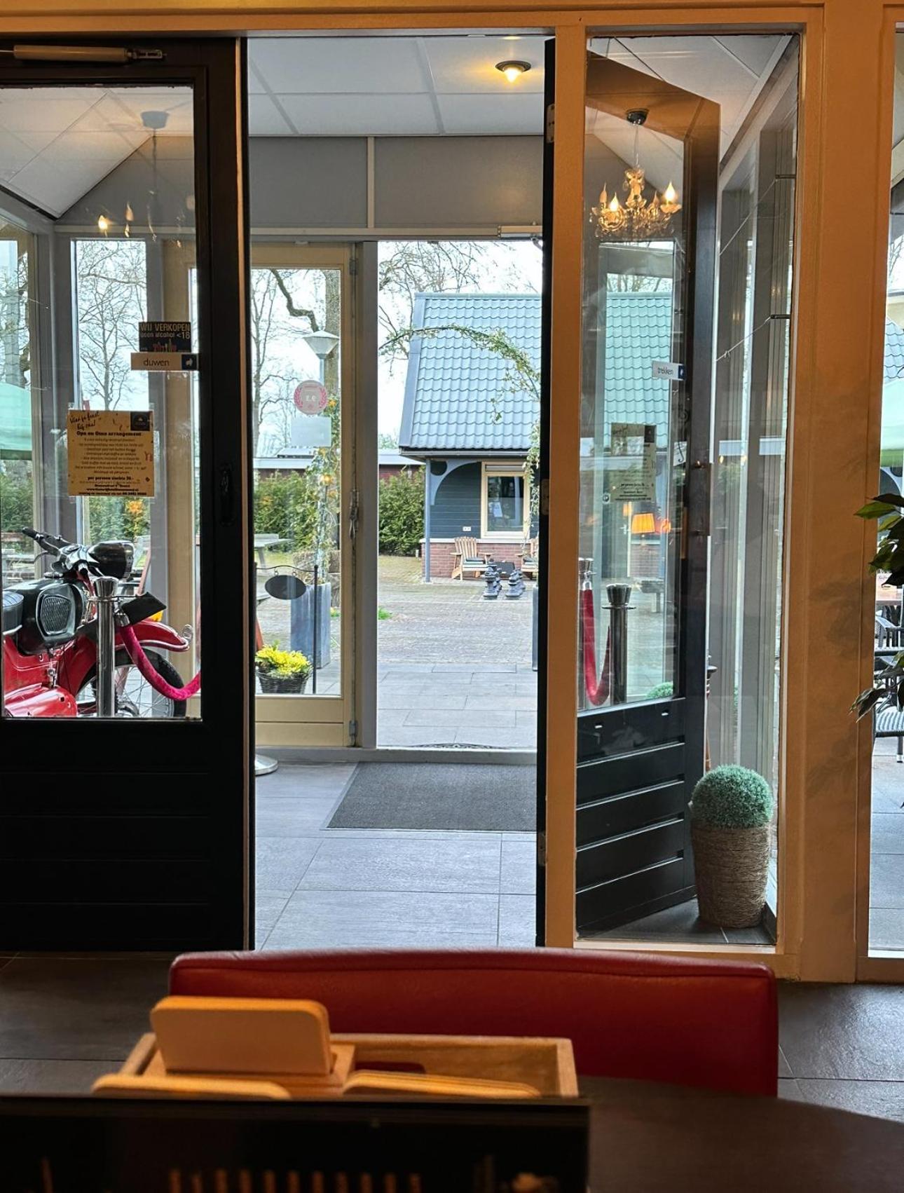 Gasterij Hotel Dennenoord ボクステル エクステリア 写真